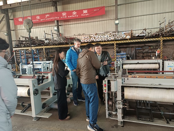 The Brazilian customers visited our factory