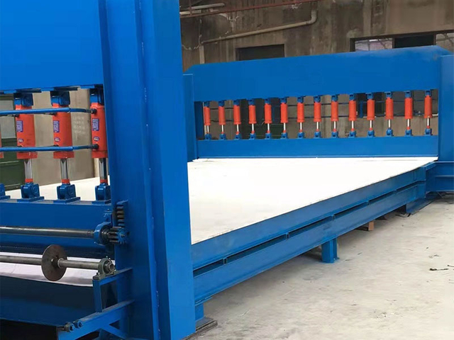 Hydraulic Wire Mesh Flatting Machines